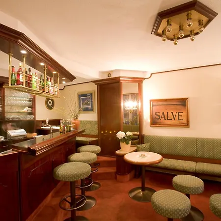 莱茵哈德酒店 Wißmar